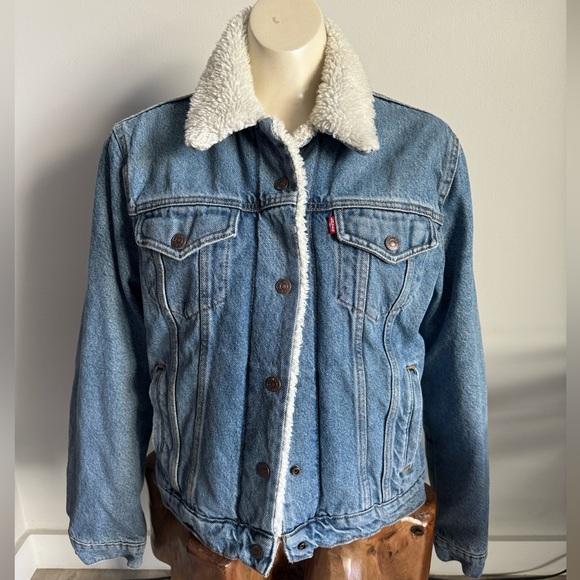 Levi's Jackets & Blazers - Levi’s Denim & Sherpa Warm Vintage Style Trucker Jean Jacket Size Medium